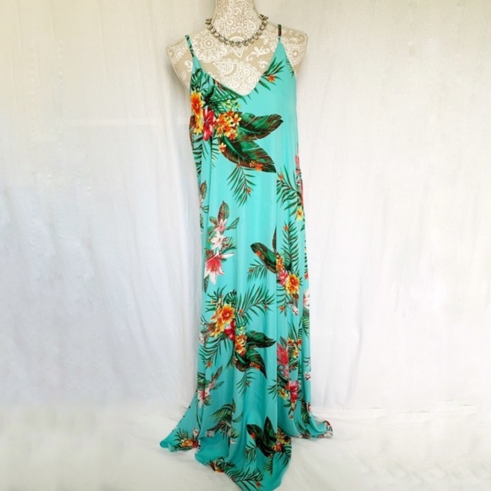 She & Sky // Turquoise Floral Print Maxi Dress Size small